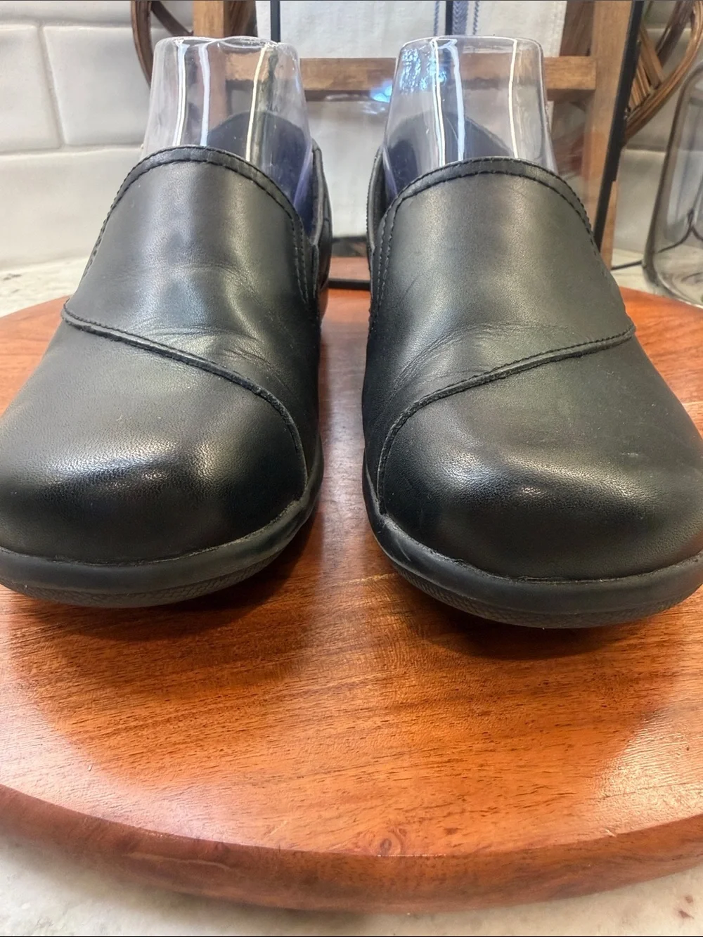 Air Supply Plus  Poppy Black Women's Leather Slip-On Shoes